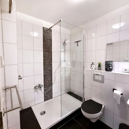 Apartment Koeln Rath Exterior photo